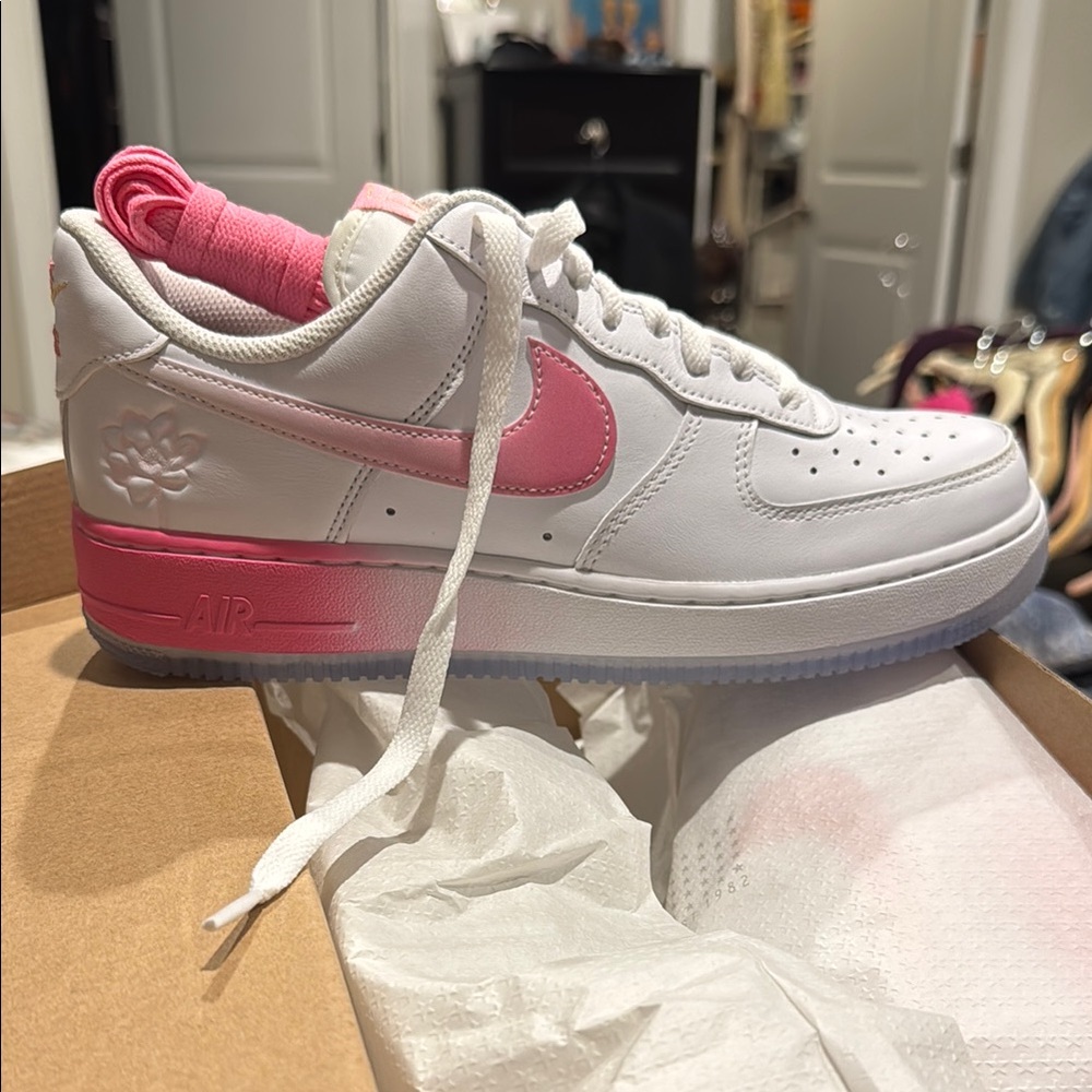 Nike Air Force 1 White and Pink Sneakers (White/Lotus Pink)